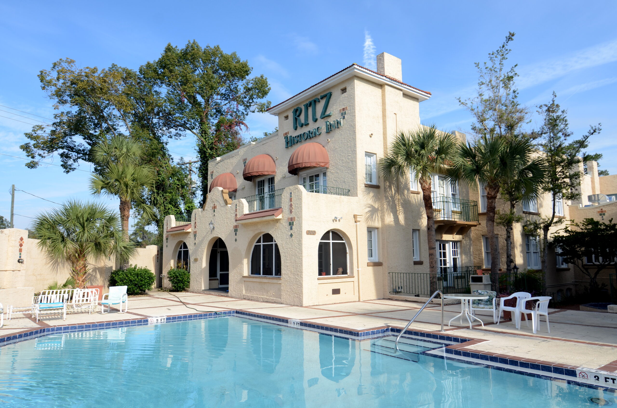 Ocala Ritz Pool view